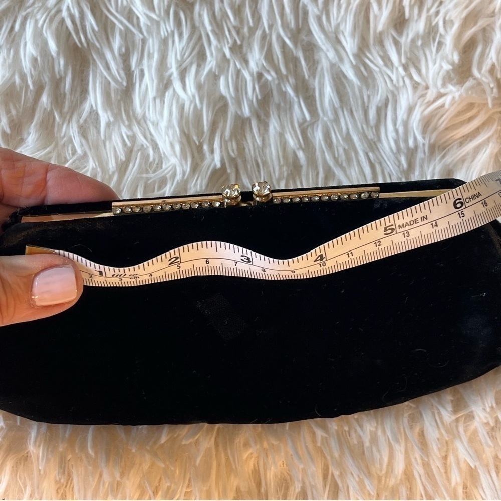 Vintage SAKS FIFTH AVENUE Black Velvet Culch Gold Metal Rhinestones Bag Purse - Picture 8 of 10